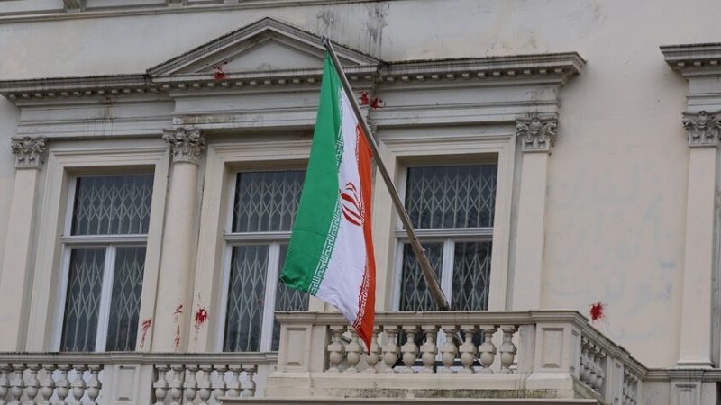 “سي بي إس نيوز”: برنامج إيران الصاروخي ودعم طهران لحلفائها الإقليميين لا يناقشان حاليا