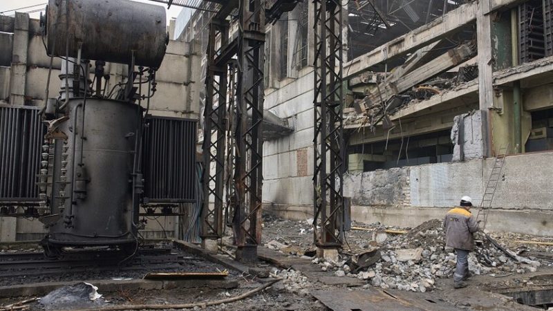 الدفاع الروسية: استهداف منشآت للطاقة والنقل في أوكرانيا وتدمير 568 مسيرة خلال يوم