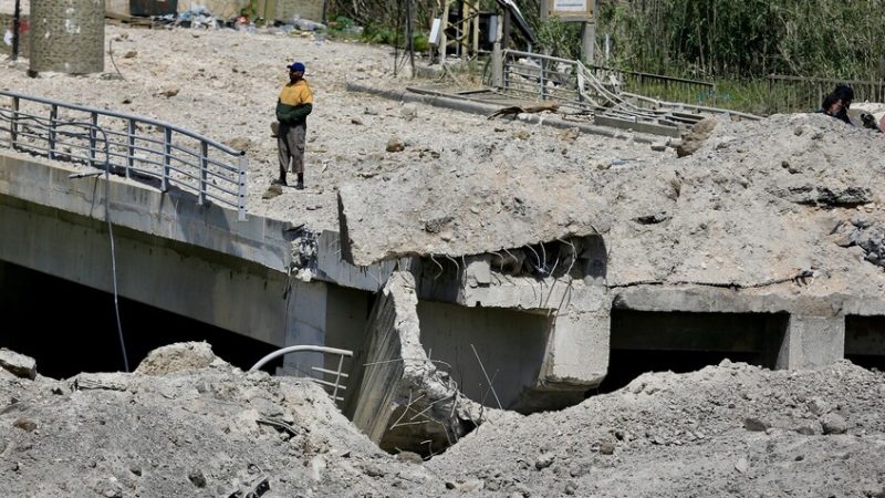 الجيش الإسرائيلي يعلن استهداف مسلحين جنوب “الخط الأصفر” في جنوب لبنان لاقترابهم من قواته