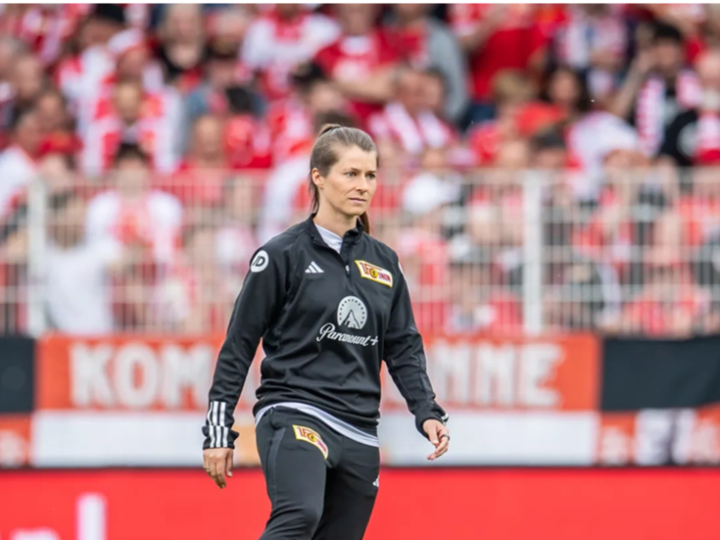 فولفسبورغ يفسد أمسية تاريخية للمدربة ماري إيتا في الدوري الألماني