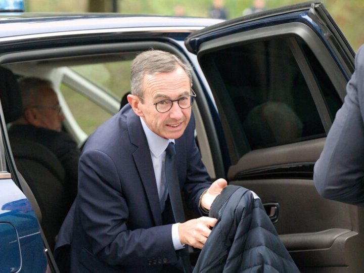 فرنسا.. حزب الجمهوريين يختار مرشحه لانتخابات الرئاسة