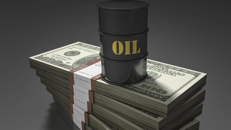 مضيق هرمز وضبابية المفاوضات يرفعان أسعار النفط أكثر من 7%