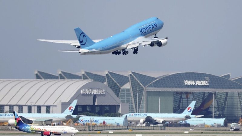 جراء الحرب على إيران.. شركات طيران آسيوية تكشف عن ارتفاع الطلب على أوروبا مع تجنب دول الخليج