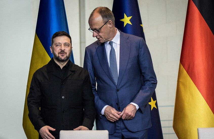 سياسية ألمانية: نتائج لقاء ميرتس وزيلينسكي تنذر بكارثة مروعة