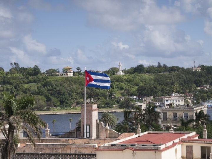 واشنطن تبحث مع هافانا الإصلاحات الاقتصادية في كوبا