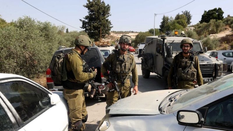 مقتل طفل فلسطيني دهسا بسيارة تابعة لوحدة أمن الوزراء الإسرائيلية قرب الخليل (فيديو)