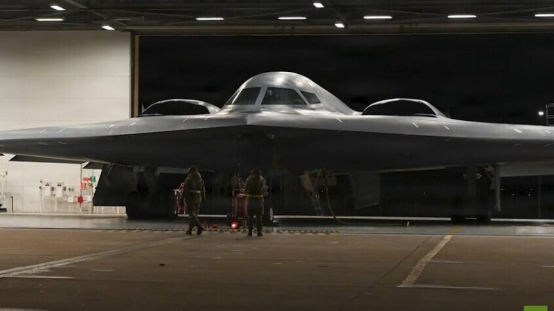 القيادة المركزية الأمريكية بعد تمديد المهلة مع إيران: قواتنا ما تزال على أهبة الاستعداد (فيديو)