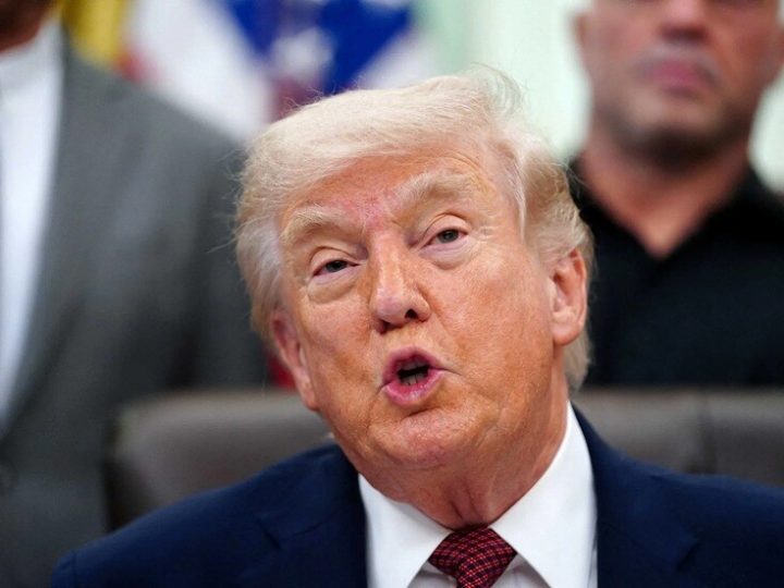 ترامب ردا على وصفه بـ”الساذج”: البنية النووية والعسكرية الإيرانية دمرت تدميرا شاملا ونسيطرعلى هرمز