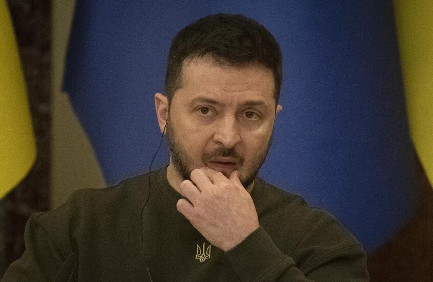 ميدفيدتشوك: زيلينسكي يسعى لحرب أبدية للبقاء في السلطة ويتجاهل خطة ترامب!