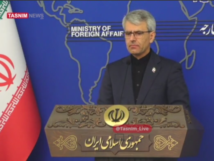 الخارجية الإيرانية تعلق على تمديد ترامب للهدنة