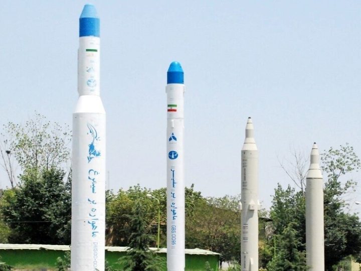 دعوة أمريكية لرفع العقوبات عن إيران وعدم مهاجمتها لتفادي ردة فعلها المدمر