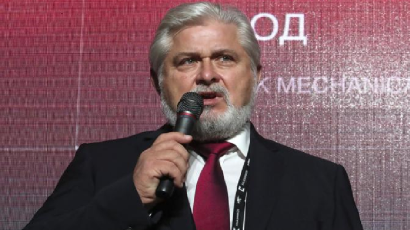 الاتحاد الأوروبي يفرض عقوبات ضد المصمم العام لمؤسسة “كلاشنيكوف”