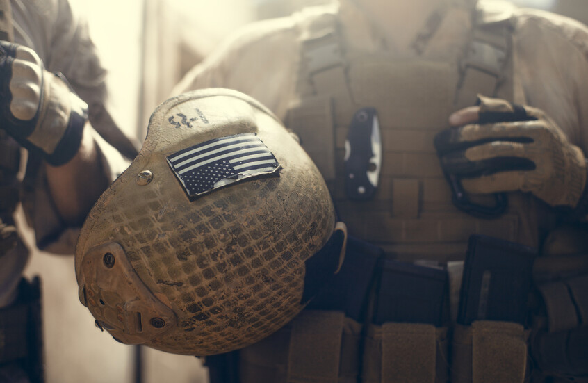 CNN: اعتقال جندي من القوات الخاصة الأمريكية لفوزه بـ 400 ألف دولار جراء مراهنة على الغارة ضد مادورو