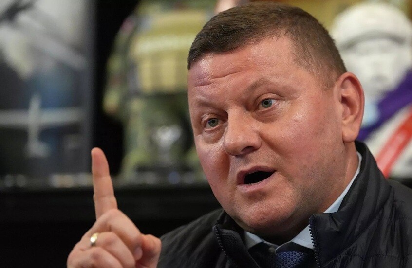 زالوجني: الضربات الروسية على خطوط إمدادنا تجعل من المستحيل شن أي هجوم