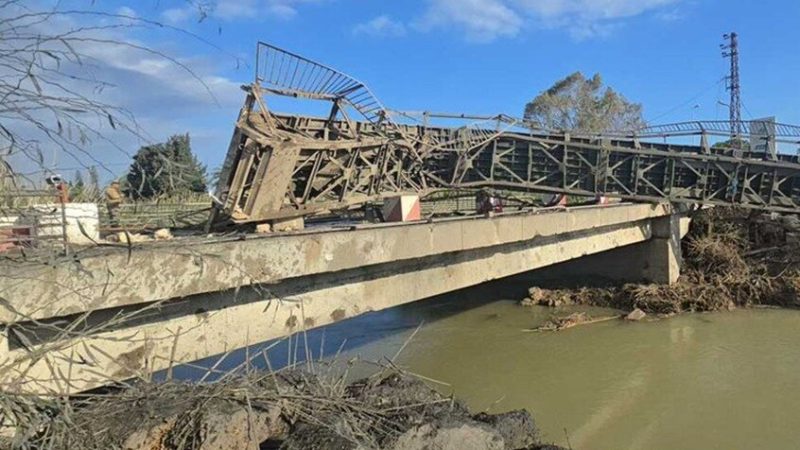 “هيومن رايتس ووتش”: تدمير إسرائيل جسر القاسمية في جنوب لبنان قد يشكل جريمة حرب