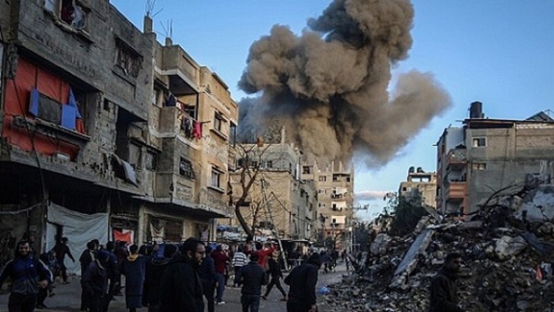 هآرتس: إسرائيل لم تلتزم بطلب أمريكي بوقف الهجوم على غزة للتفاوض مع حماس والتوصل لتهدئة في المنطقة 