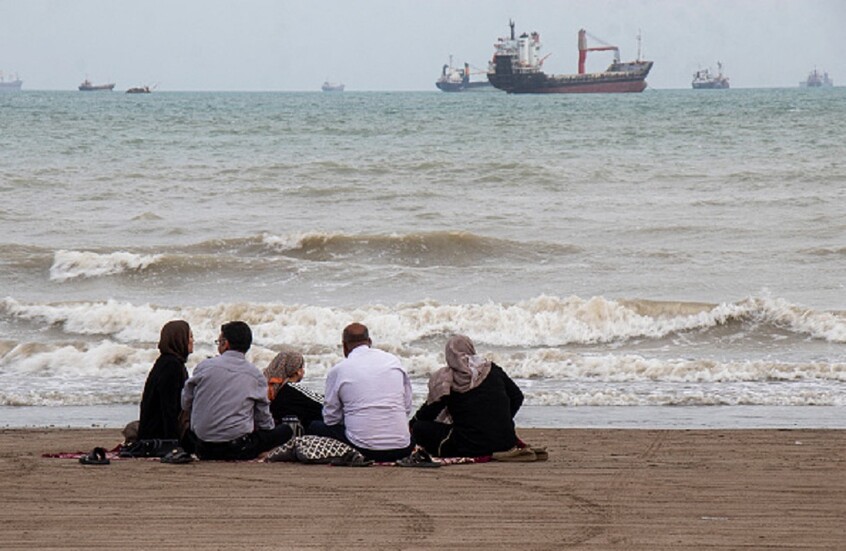 طهران تحذر واشنطن: صواريخنا لم تنفد وقواتنا جاهزة “لإلحاق ضرر أشد بالمعتدي”