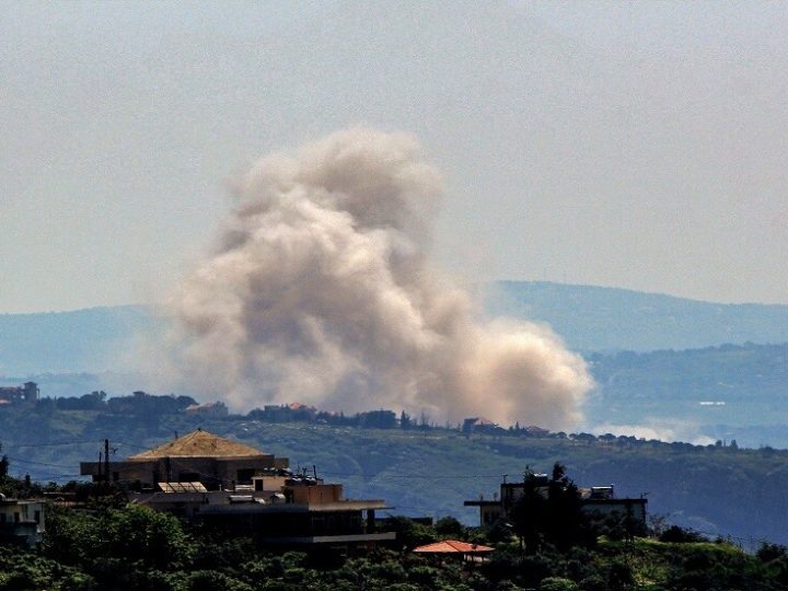 غارات إسرائيلية عنيفة على جنوب لبنان بعد توجيهات نتنياهو بتوجيه ضربات “شديدة” لحزب الله