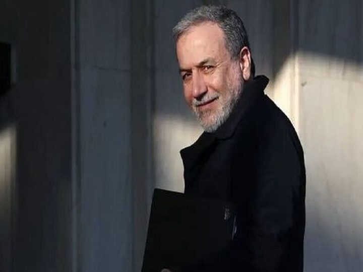 سلطان عمان يبحث مع عراقجي جهود إنهاء المواجهة بين طهران وواشنطن