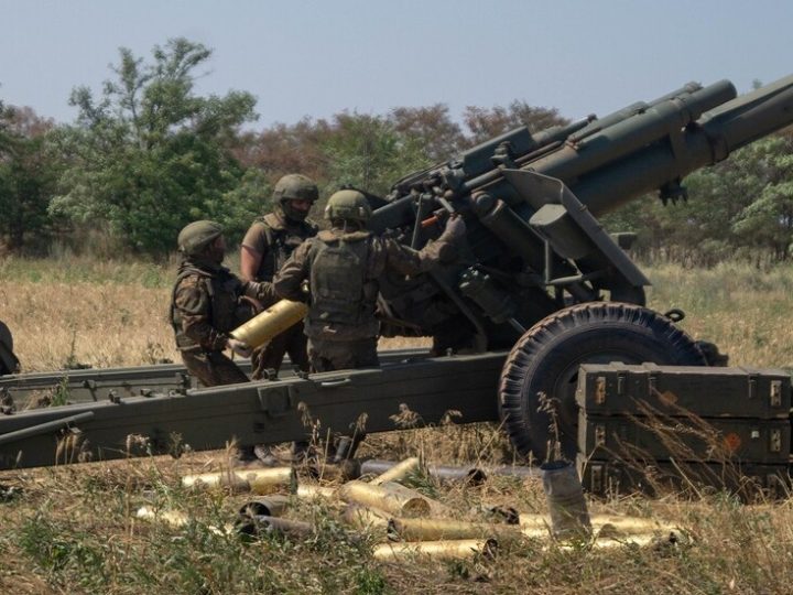 الدفاع الروسية: قواتنا تتقدم على كافة المحاور وتدمير مئات المسيرات وصواريخ “هيمارس”