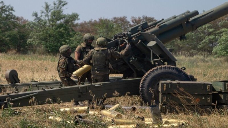 الدفاع الروسية: قواتنا تتقدم على كافة المحاور وتدمير مئات المسيرات وصواريخ “هيمارس”