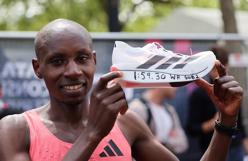 الكيني ساوي بطلا لماراثون لندن برقم تاريخي (فيديو)