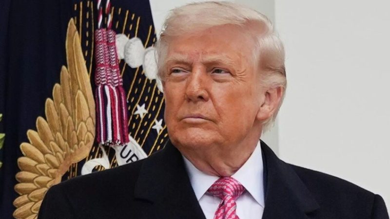 ترامب يهدد: خطوط أنابيب النفط الإيرانية قد تنفجر “بعد ثلاثة أيام” بسبب الحصار البحري