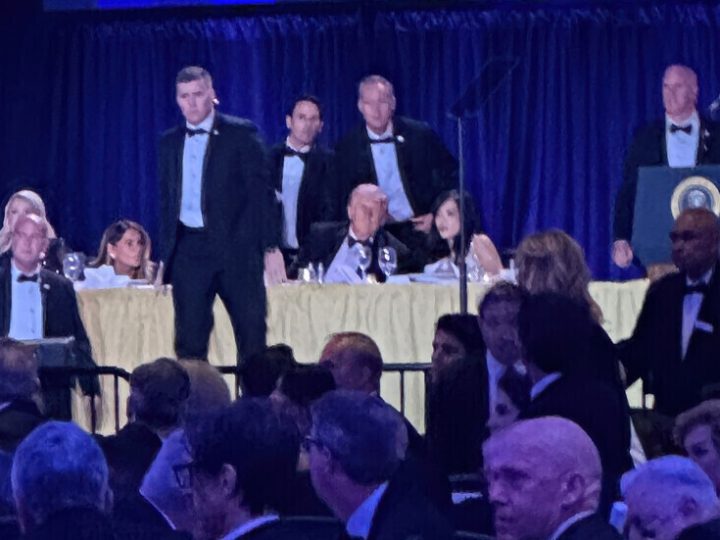 صحيفة تركية: حادث إطلاق النار في واشنطن قد يكون “رسالة سياسية”