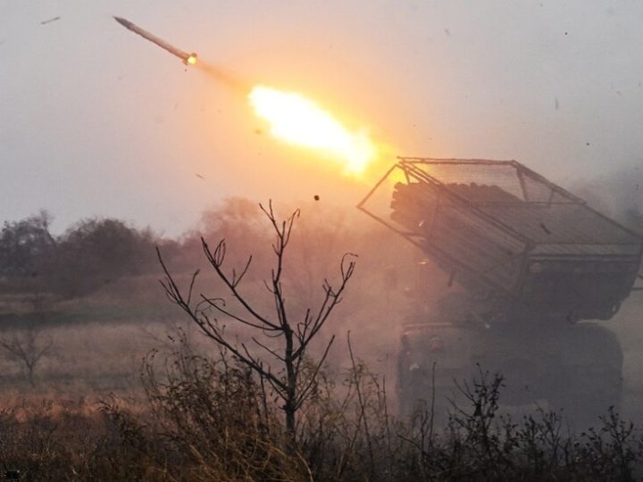 الدفاع الروسية تعلن تحرير بلدتين جديدتين شمال وشرق أوكرانيا