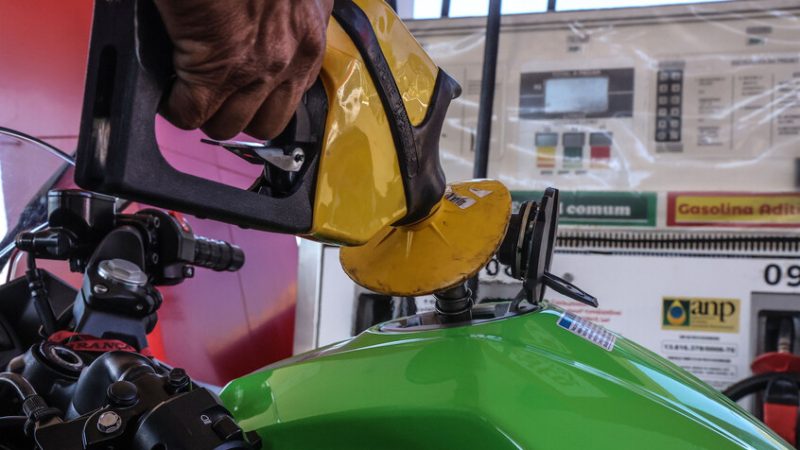 ارتفاع أسعار البنزين مجددا في الولايات المتحدة على خلفية أزمة إيران