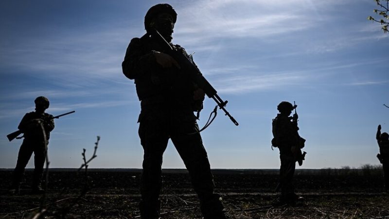 الدفاع الروسية تعلن تحرير بلدتين جديدتين شرق أوكرانيا