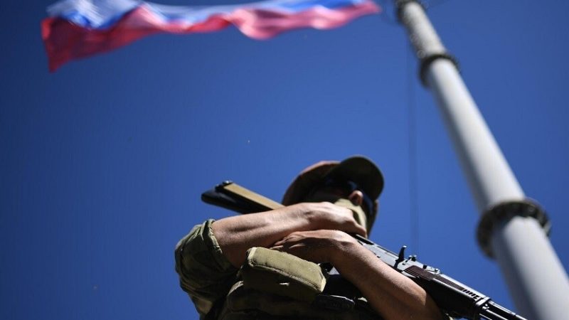 القوات الروسية تدخل “دولغايا بالكا” بعد تحرير إيلينوفكا وبدء تطويق قسطنطينوفكا