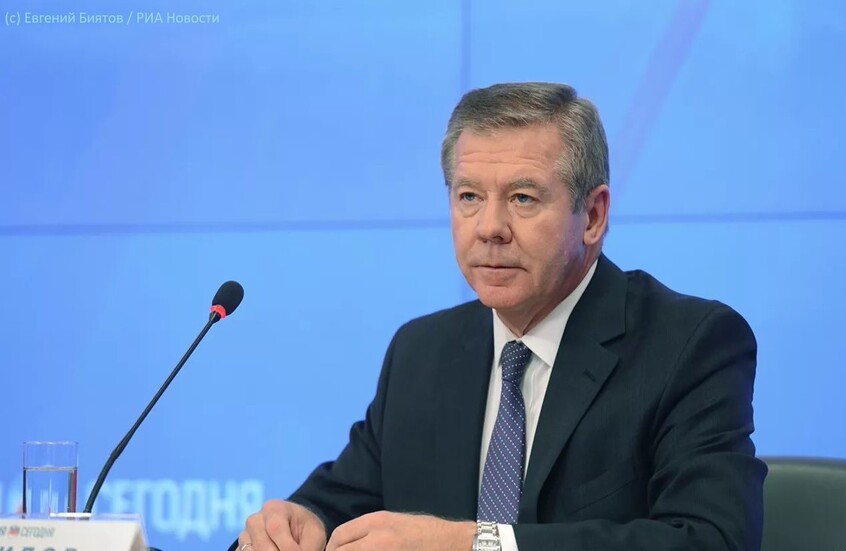 موسكو: خطط فرنسا لزيادة ترسانتها النووية تزيد من احتمال النزاع النووي