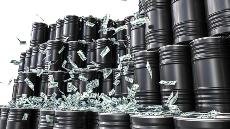 ارتفاع سعر النفط يتباطأ بعد مكالمة بوتين مع ترامب