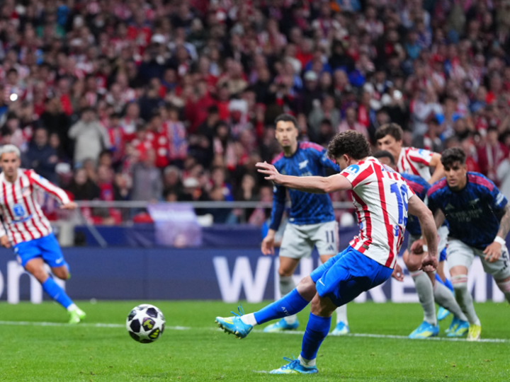 أتلتيكو مدريد وأرسنال يفترقان على التعادل في ذهاب نصف نهائي دوري الأبطال