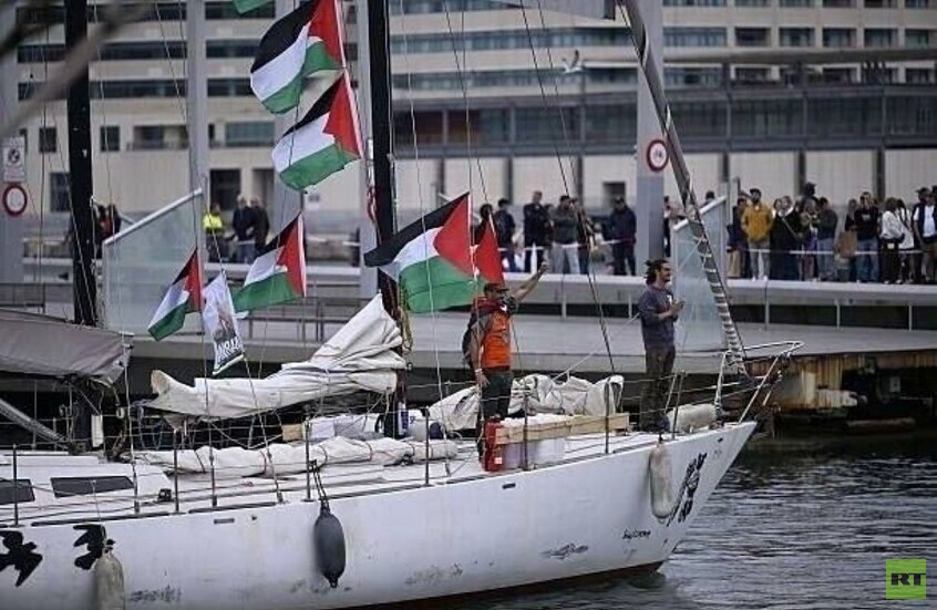 الخارجية الإسرائيلية: الجيش سيطر على 20 قاربا من أسطول الحرية وعثر على “مخدرات وواقيات ذكرية”