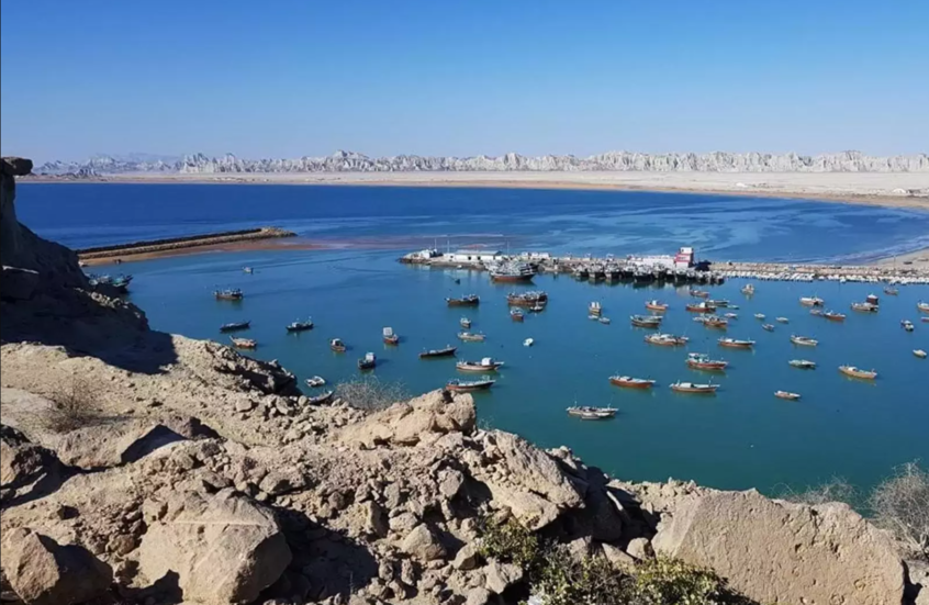 إيران: الأمريكيون عاجزون عن فرض حصار بحري فعال علينا