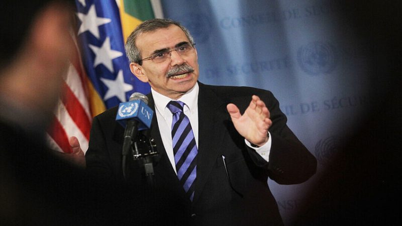 سلام: لا تراجع عن حصر السلاح ومفاوضات واشنطن تمهيدية فقط