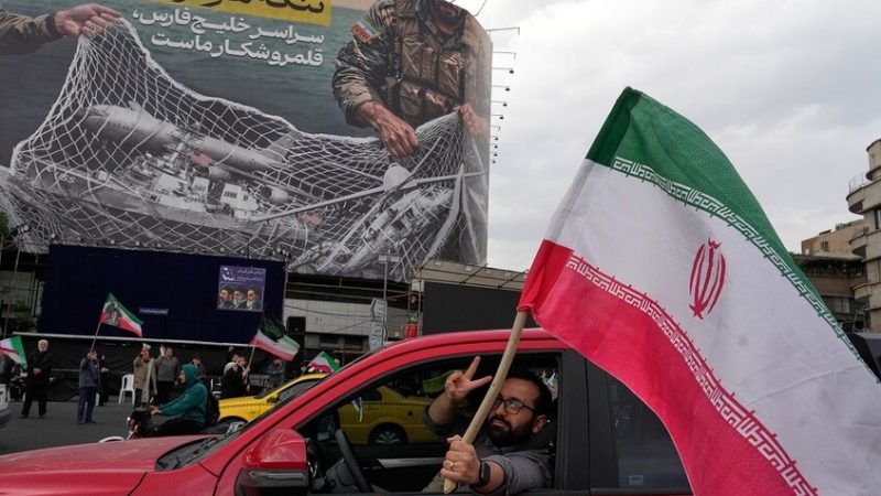 برلماني إيراني بارز يسخر من “نص أكسيوس” وخارجية إيران تؤكد أن المقترح الأمریكي قید الدراسة