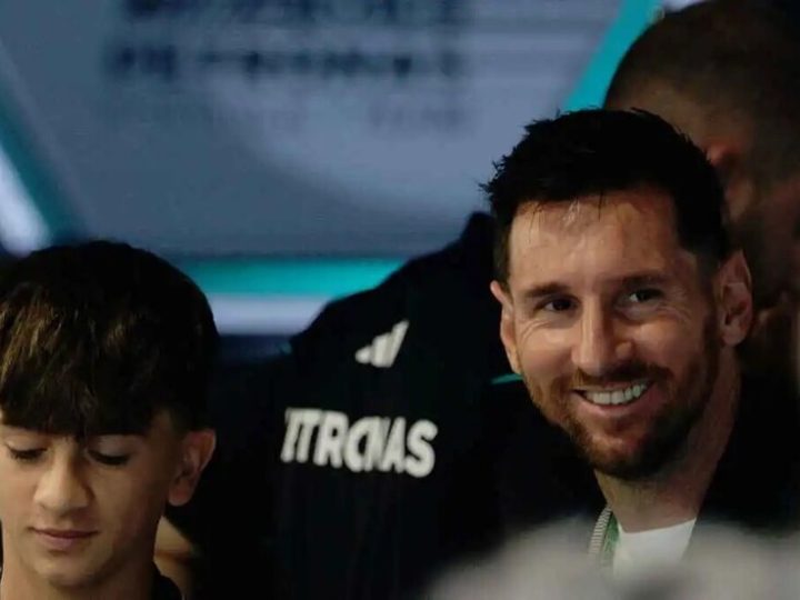 مفاجأة.. ميسي يختار اللاعب الذي يذكره بنفسه (فيديو)
