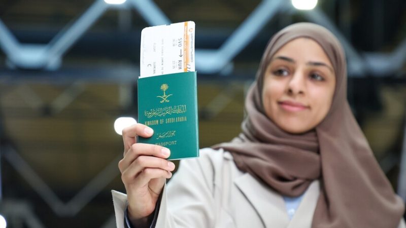 الإعفاء المتبادل من تأشيرات الدخول بين روسيا والسعودية يدخل حيز التنفيذ