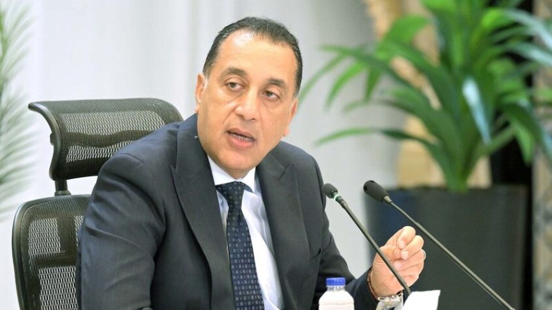 مصر.. مدبولي وحفتر يطلقان قطار الإعمار