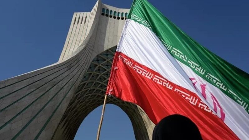 إيران ترد على الكويت: اتهامات لا أساس لها ودخول عناصر الحرس الثوري إلى بوبيان بسبب خلل بنظام الملاحة