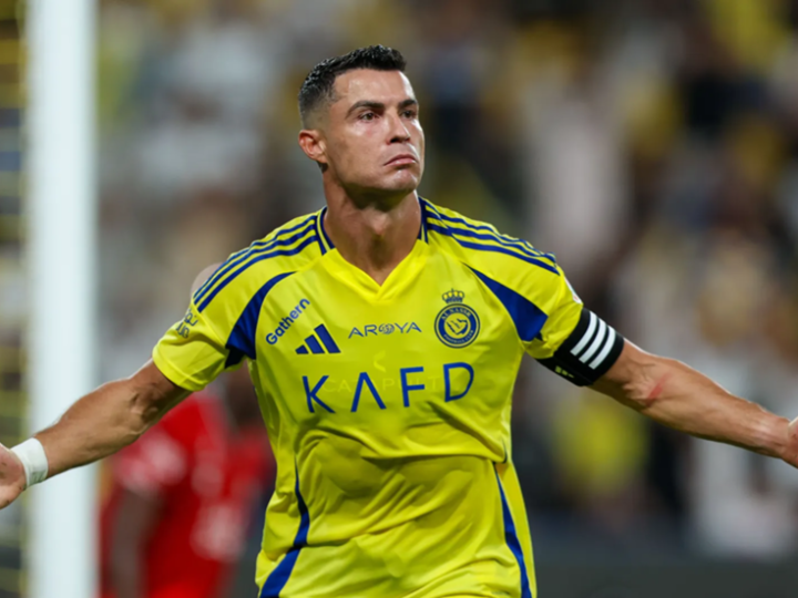 بعد تعادله الدرامي أمام الهلال.. 3 سيناريوهات لتتويج النصر بلقب الدوري السعودي في الجولة الأخيرة