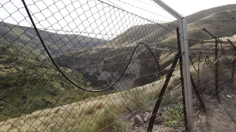 الجيش الإسرائيلي يجري مناورة مفاجئة عند الحدود الأردنية