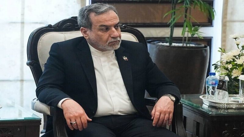 عراقجي: ألم الأمريكيين الحقيقي سيبدأ عندما تبدأ الديون وأسعار القروض بالارتفاع