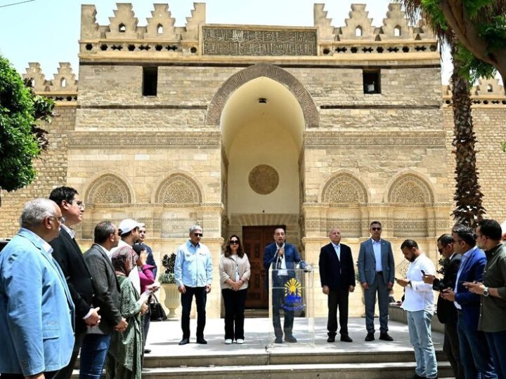 “لم نهرب من القاهرة”.. رئيس الحكومة المصرية يكشف سبب الانتقال للعاصمة الجديدة