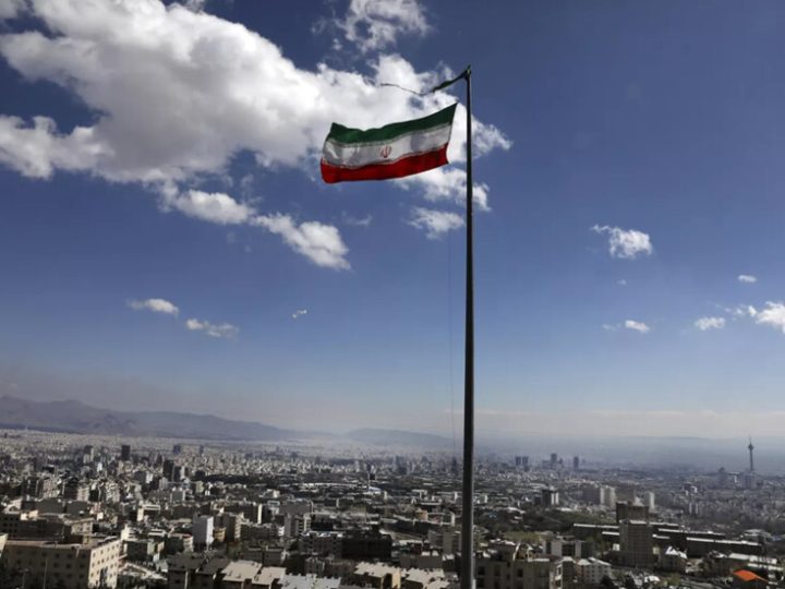 أوليانوف: استئناف الضربات على إيران يعني عجز واشنطن وتل أبيب عن استخلاص العبر