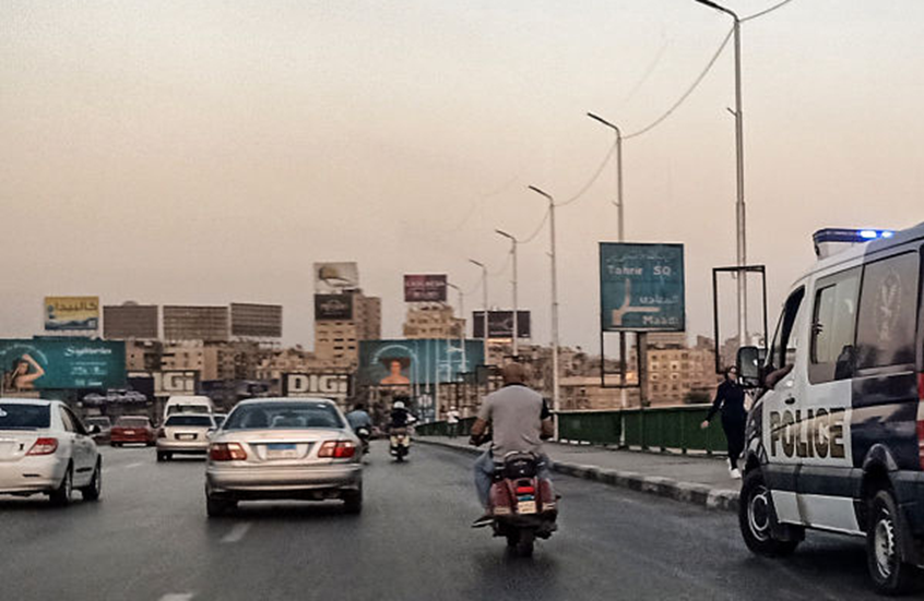 مصر.. التحقيق مع “بلوغر” أضرمت النار في جسدها لحصد المشاهدات