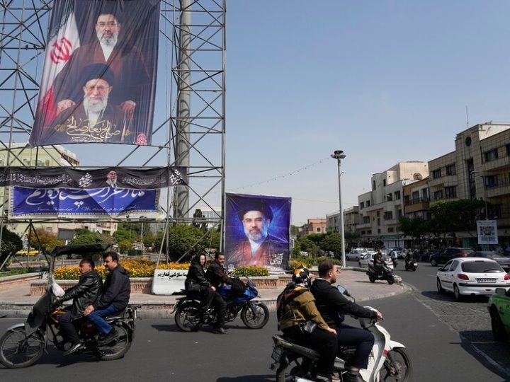 “تسنيم”: إيران سلمت نصا جديدا من 14 بندا لواشنطن عبر وسيط باكستاني